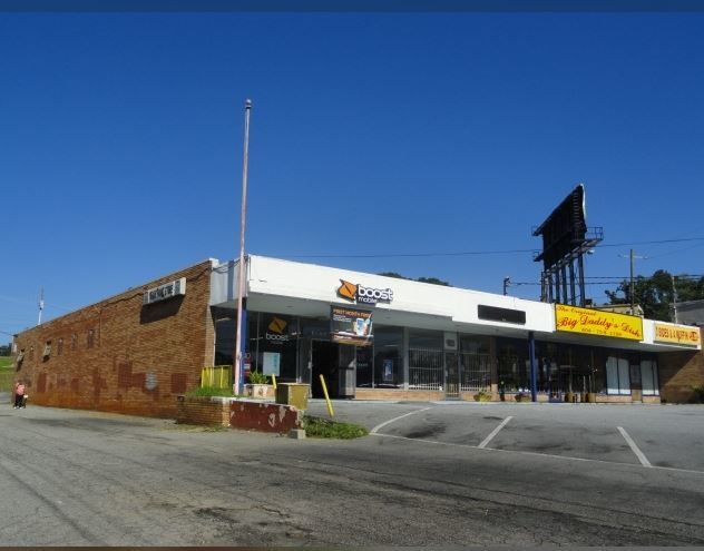 BACK ON THE MARKET | High Cap Rate | Atlanta MSA - Retail Strip Center: 1823 SW Delowe Drive, Atlanta, GA 30311